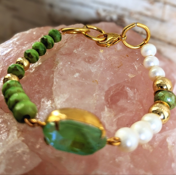 Green Apple Minty Glass Beads W/ Natural Pearls And Swarovski Center Bracelet - Picture 4 of 8